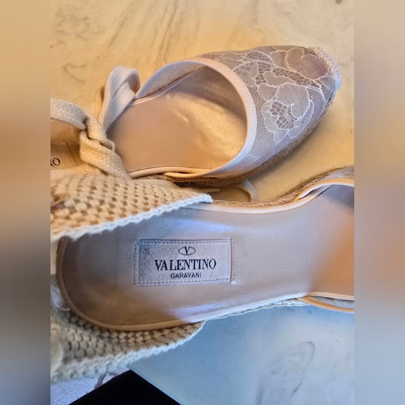 Valentino Garavani Beige Lace Espadrille Lace Up Wedges Size 39 - Picture 6 of 11